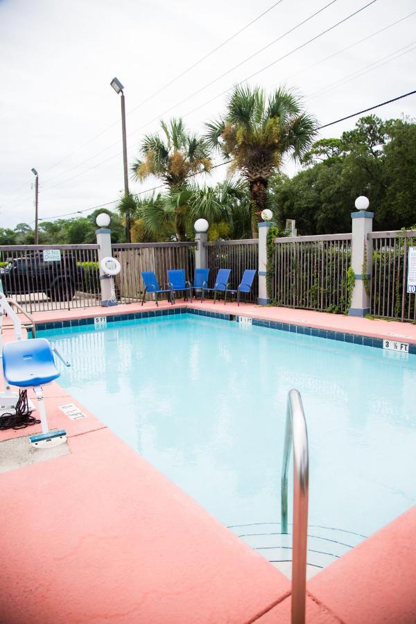 Baymont by Wyndham Fort Walton Beach Mary Esther Exterior foto