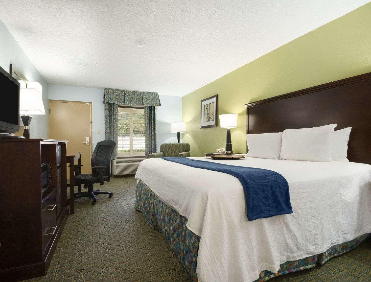 Baymont by Wyndham Fort Walton Beach Mary Esther Exterior foto